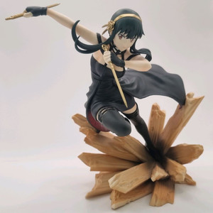 세가 루미나스타 스파이패밀리 요르 포저 피규어