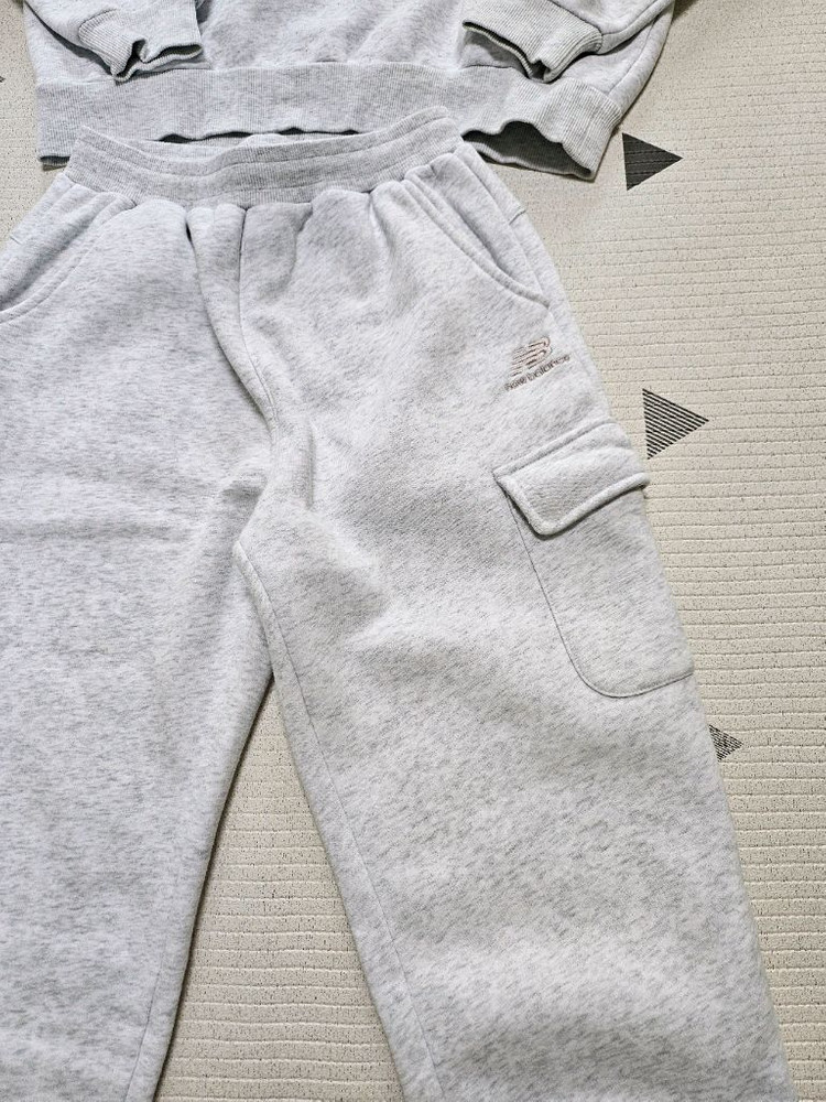 뉴발란스 키즈 기모 상하세트 트레이닝복 상하의 세트 160/150--1