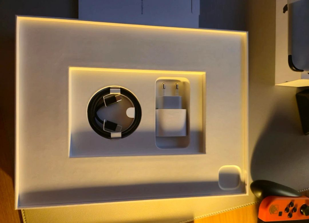 아이패드 프로 13인치 M4 미드나이트--1