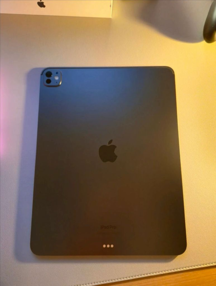 아이패드 프로 13인치 M4 미드나이트--2