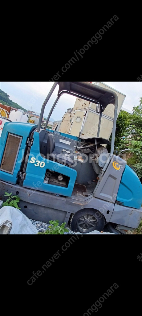 엔진청소차 디젤청소차 건식청소차 테난트 테난드 s30 중고 건식 청소차 탑승식 바닥청소기 산업자재--0