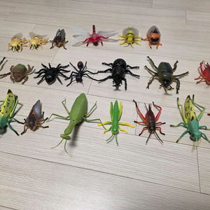 곤충 피규어 세트(20종)