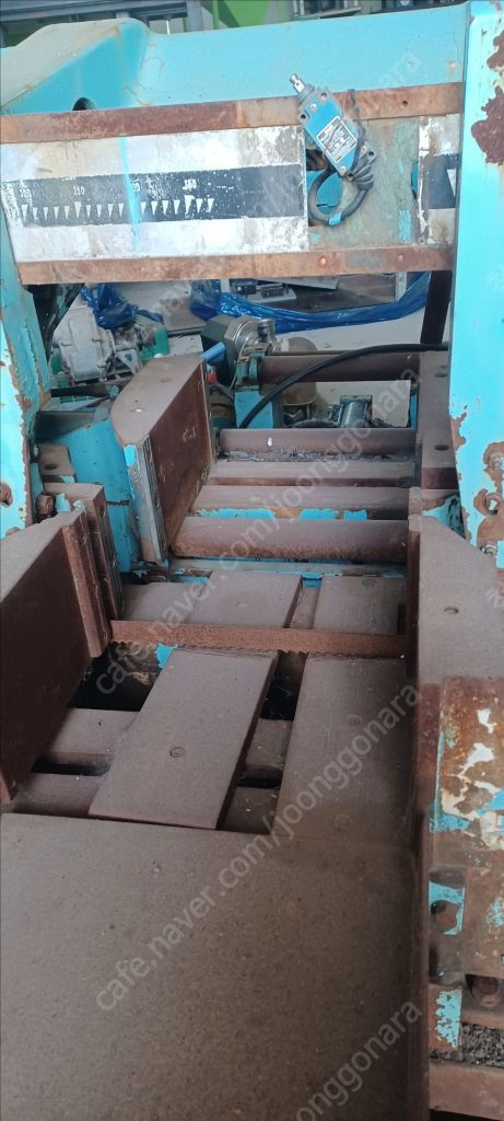 밴드쏘 밴드쇼 톱기계 중고 ga320 공작기계 밀링 선반 이미지