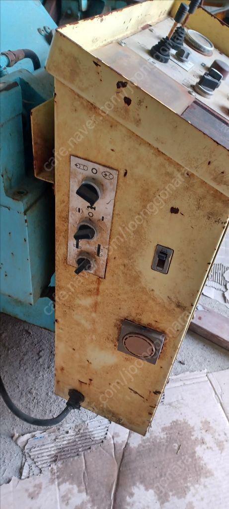 밴드쏘 밴드쇼 톱기계 중고 ga320 공작기계 밀링 선반 이미지