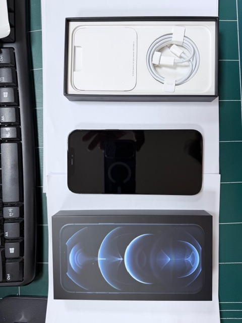 아이폰12프로맥스 128GB 블루--1