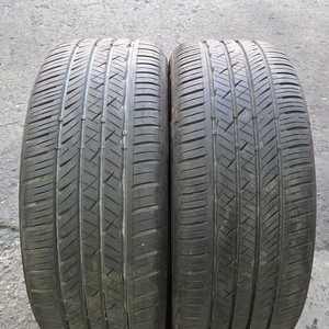 2255017 225 50 17 한국 라우펜 타이어 팝니다