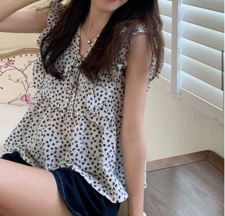 (새제품) 미네뜨 민소매 블라우스 이미지