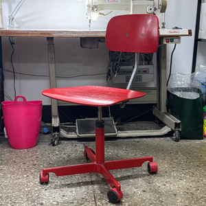 빈티지 케비체어 레드