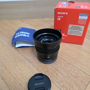 소니 sel24f28g (24mm f2.8) / sel1670z (16-70mm)