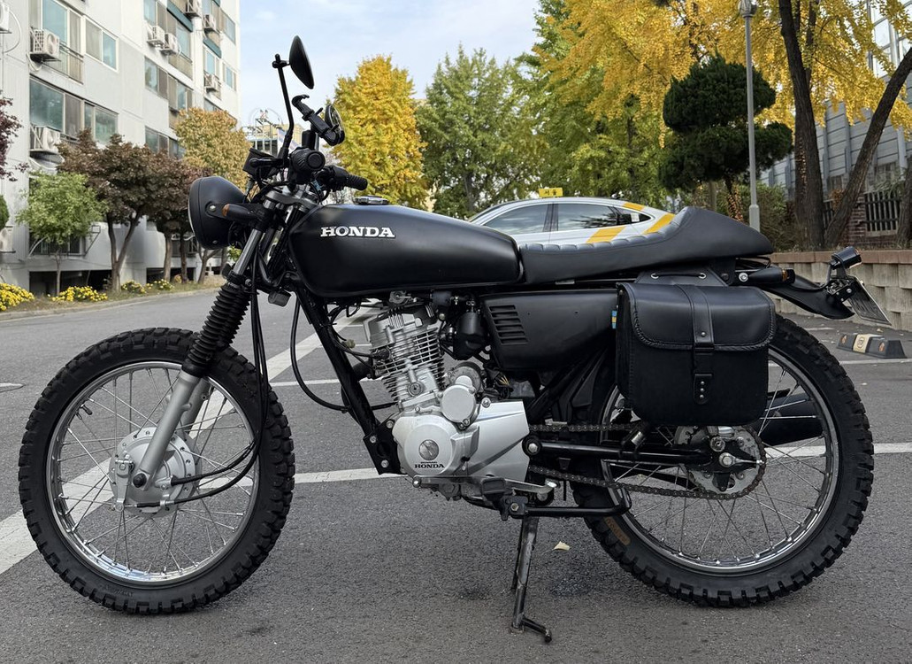 혼다 cg125 오토바이 이미지