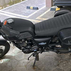 브릭스톤펠스버그125ABS