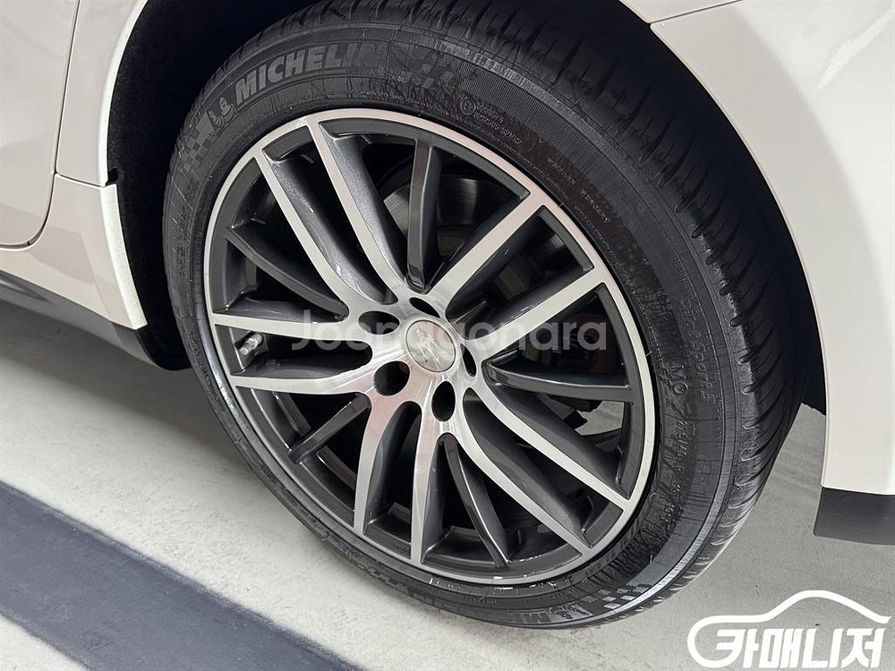 [마세라티]기블리 3.0 #가을특가--9