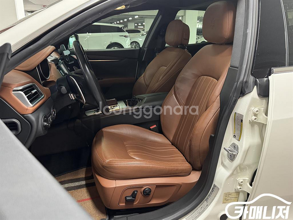 [마세라티]기블리 3.0 #가을특가--6