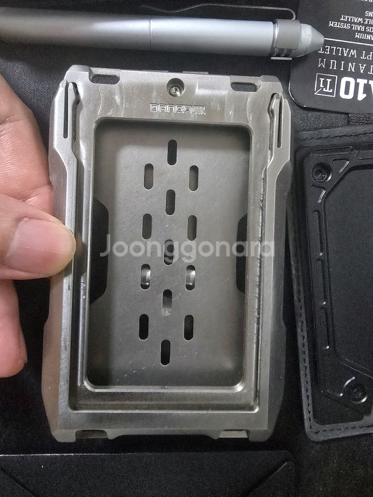 dango product a10 티타늄 택티컬 카드지갑--1