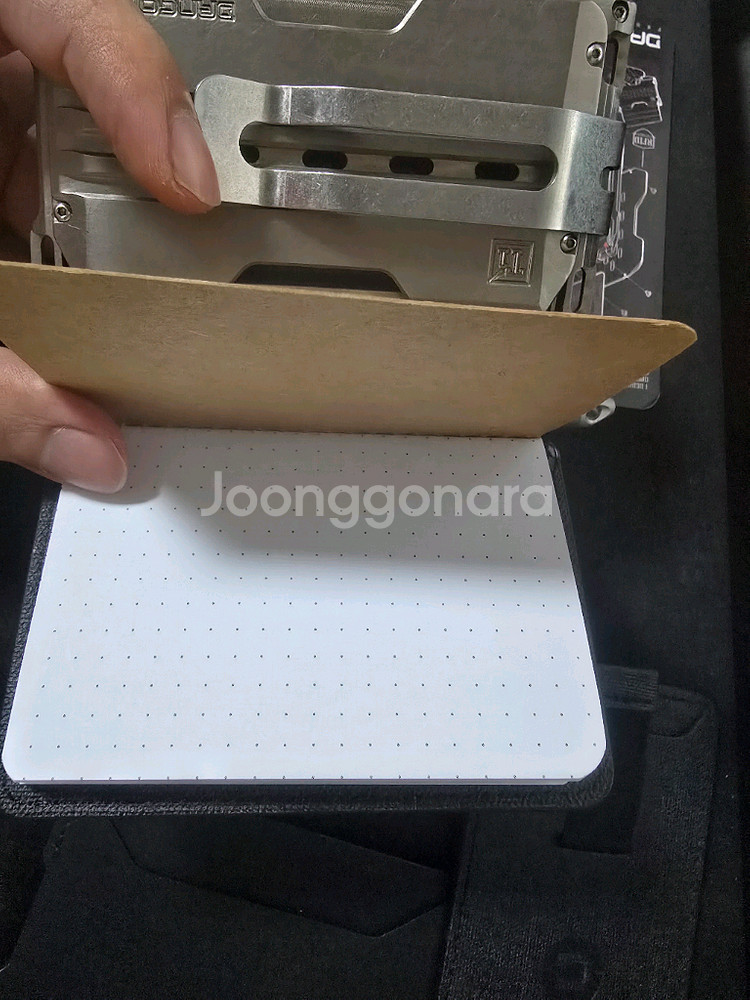 dango product a10 티타늄 택티컬 카드지갑--3