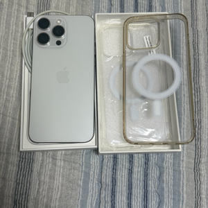 아이폰15프로맥스 512GB 배터리100