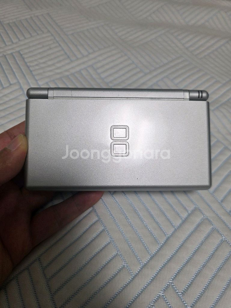 닌텐도 ds lite 실버 택포 9만원--0