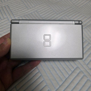 닌텐도 ds lite 실버 택포 9만원