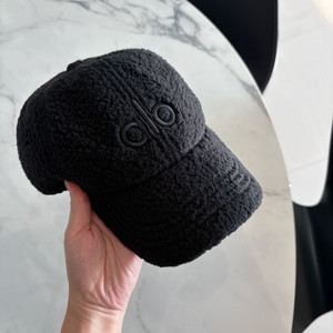 Alo 알로요가 Micro Sherpa Off-Duty Cap