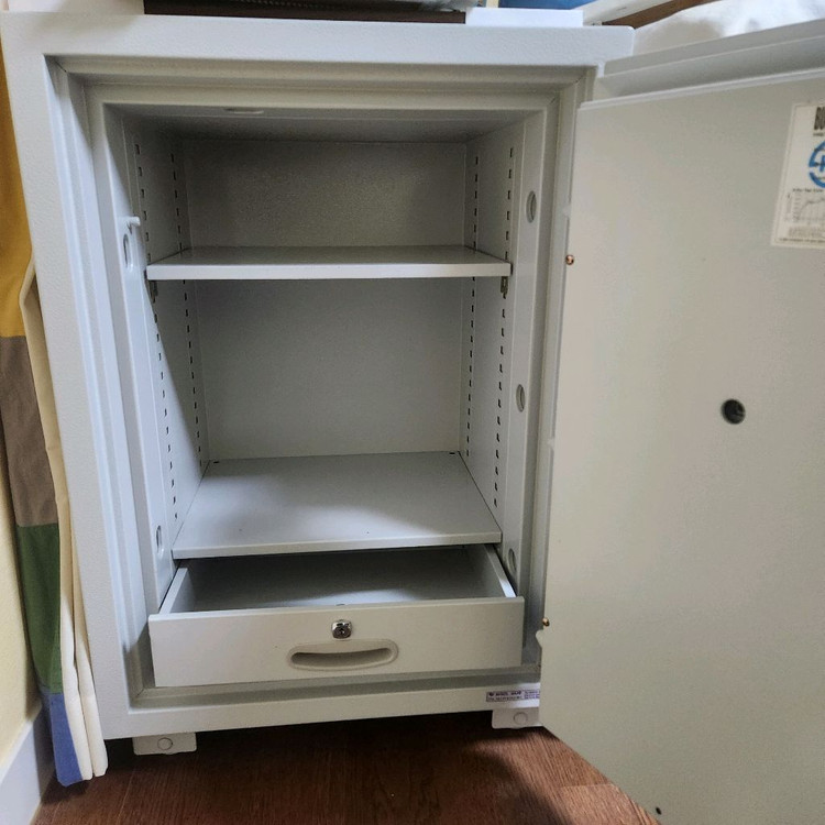 범일금고 ESD106 가로600x깊이550x높이650 대구 수성구 직거래가능--1