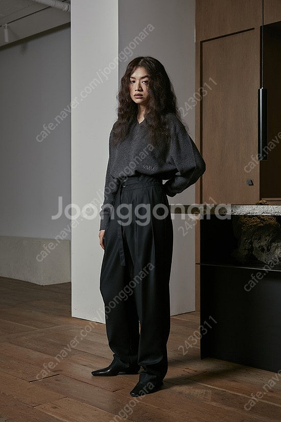 WMM 더블유엠엠 New Nice Pants 블랙 실크--1