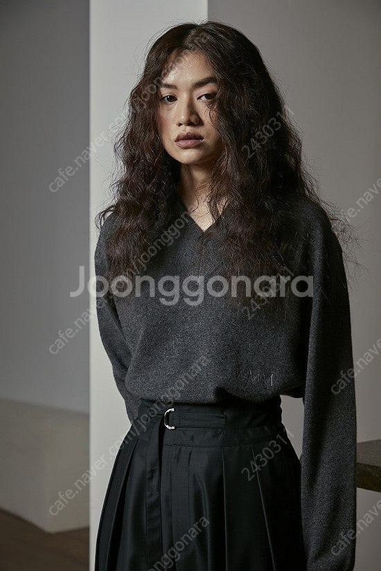 WMM 더블유엠엠 New Nice Pants 블랙 실크--3