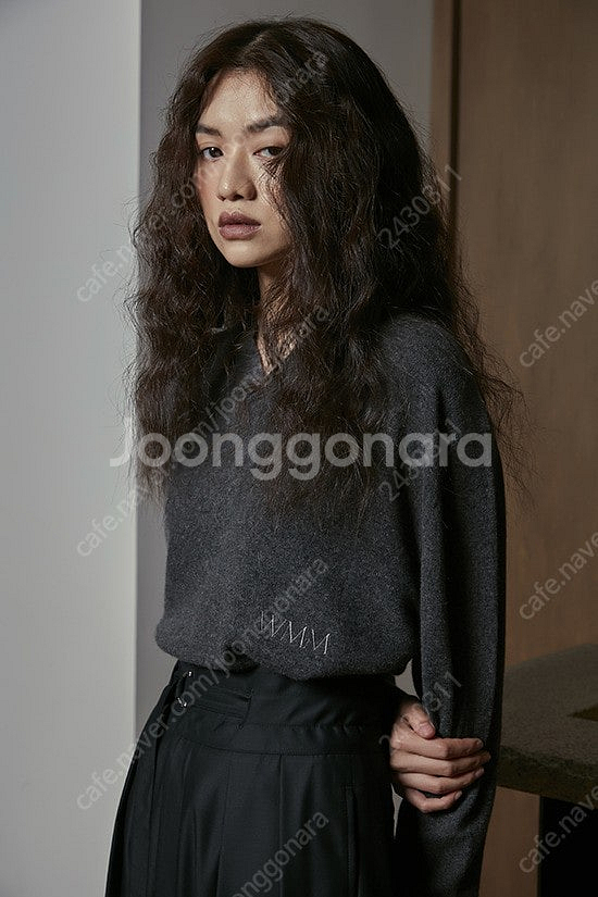 WMM 더블유엠엠 New Nice Pants 블랙 실크--4