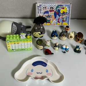 토토로 굿즈, 블록 달력, 기타 굿즈 일괄 판매 + 엽서, 시나모롤 스낵접시