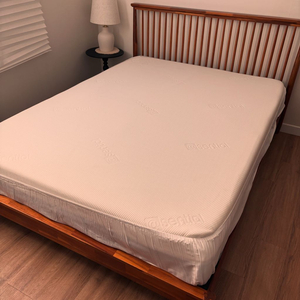 원목 침대 프레임 매트리스 퀸사이즈