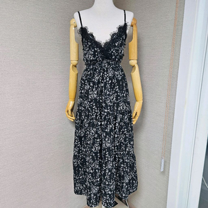 새상품]블랙 뷔스티에 캉캉 밴딩 롱원피스-66가능/ 하객룩 상견례 코트 니트 핸드백 가방 겨울 스커트 정장 패딩