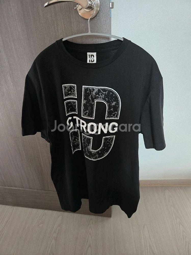 스트롱줌바웨어 반팔티 프리사이즈(M정도)--0