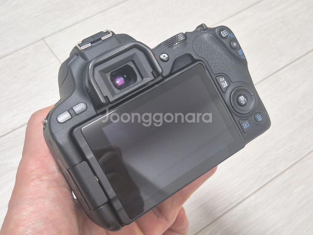 캐논 EOS 200D 18-55번들킷 + 24mm + 50mm--5