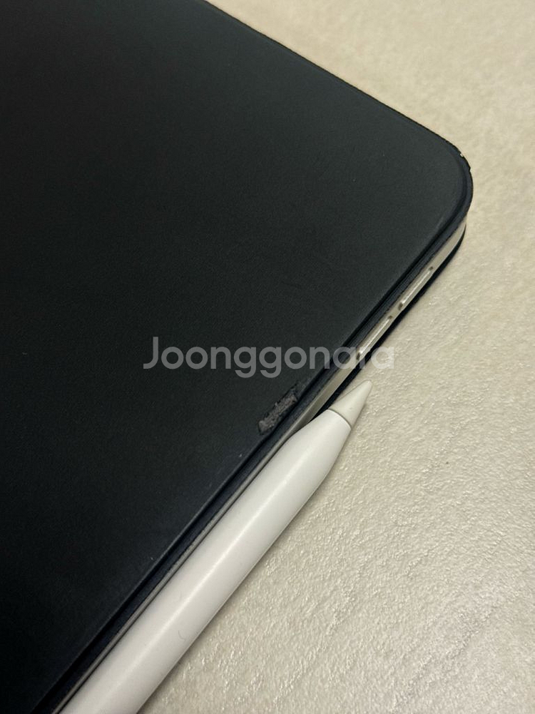 아이패드 프로 11인치 3세대 128GB wifi+정품 매직키보드, 애플펜슬2세대 외 구성품--2