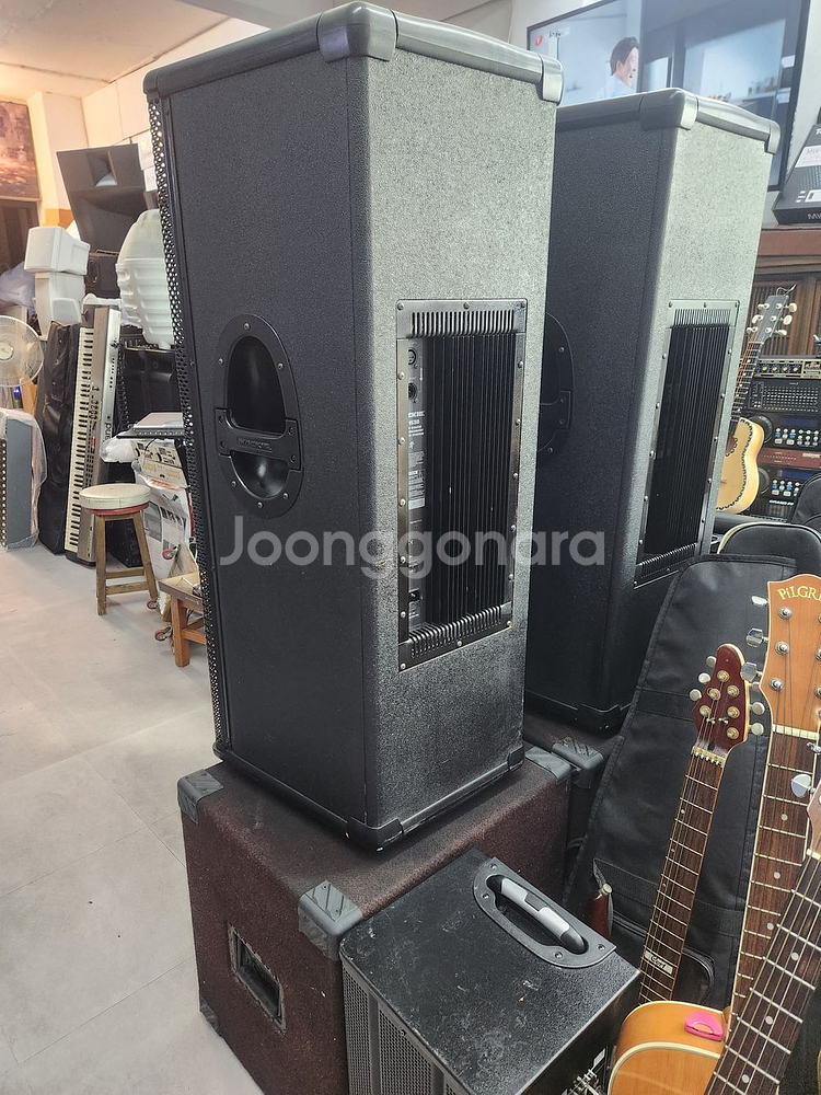 맥키 1530 액티브스피커 빽앤드18우퍼 총4통가격 USA--2