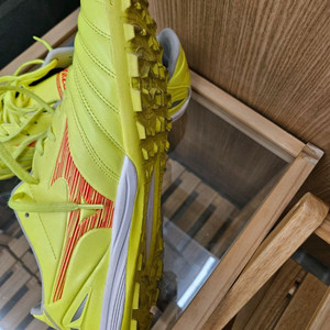 모렐리아 네오 풋살화 TF