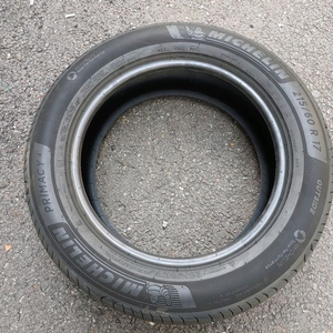 미쉐린 프라이머시 215 60 17 중고타이어1짝 판매