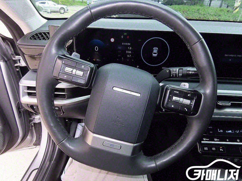 [현대]그랜저 (GN7) 가솔린 2.5 2WD 프리미엄 #가을특가 이미지