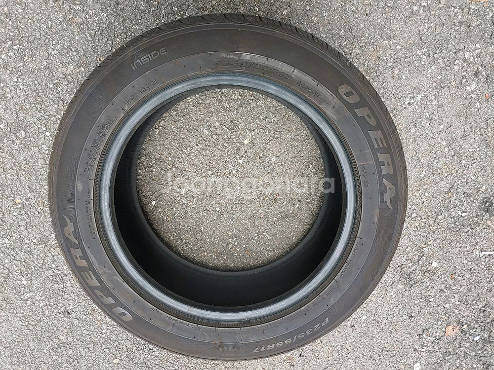 넥센 오페라 235 55 17 중고타이어 1짝 판매..--0