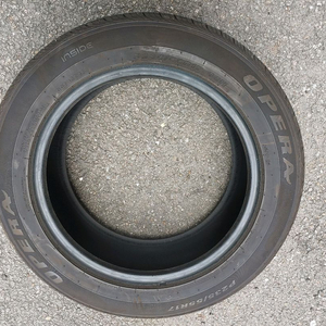 넥센 오페라 235 55 17 중고타이어 1짝 판매..