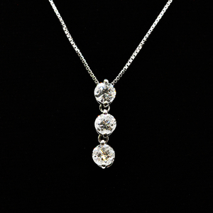 천연 다이아몬드 1캐럿 트릴로지 펜던트 백금 목걸이