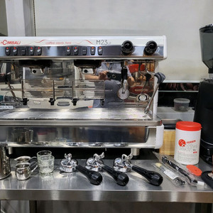 라심발리M23UP 커피머신 펠리체75S RPM자동그라인더 포함 75m그라인더 포함