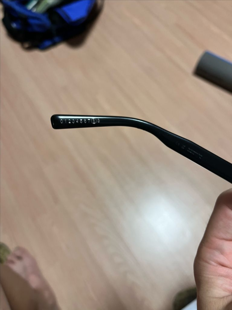 메종마르지엘라 젠틀몬스터 안경 mm010 이미지