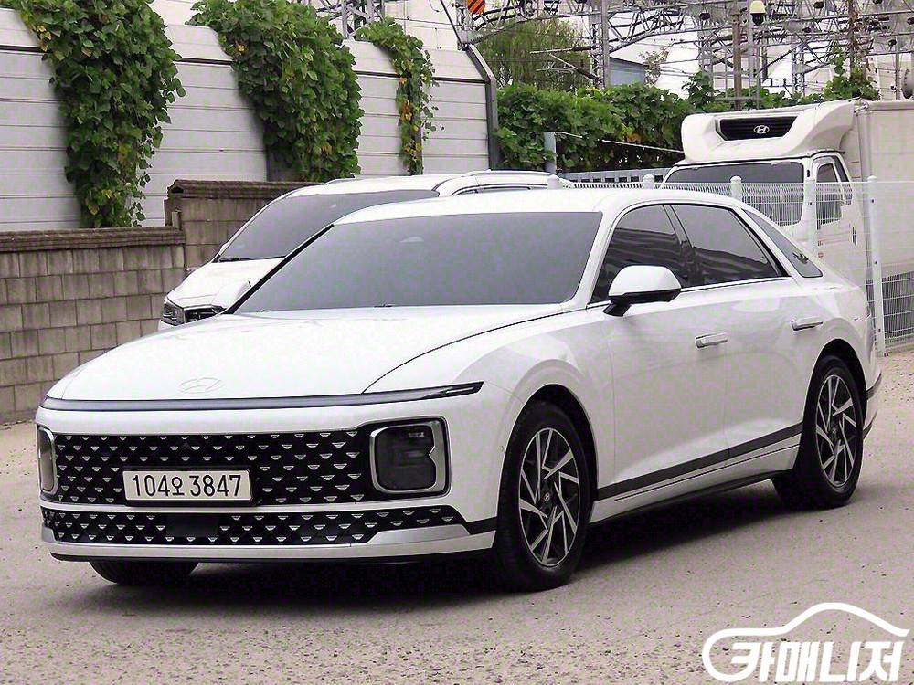 [현대]그랜저 (GN7) 가솔린 3.5 2WD 익스클루시브 #가을특가 이미지