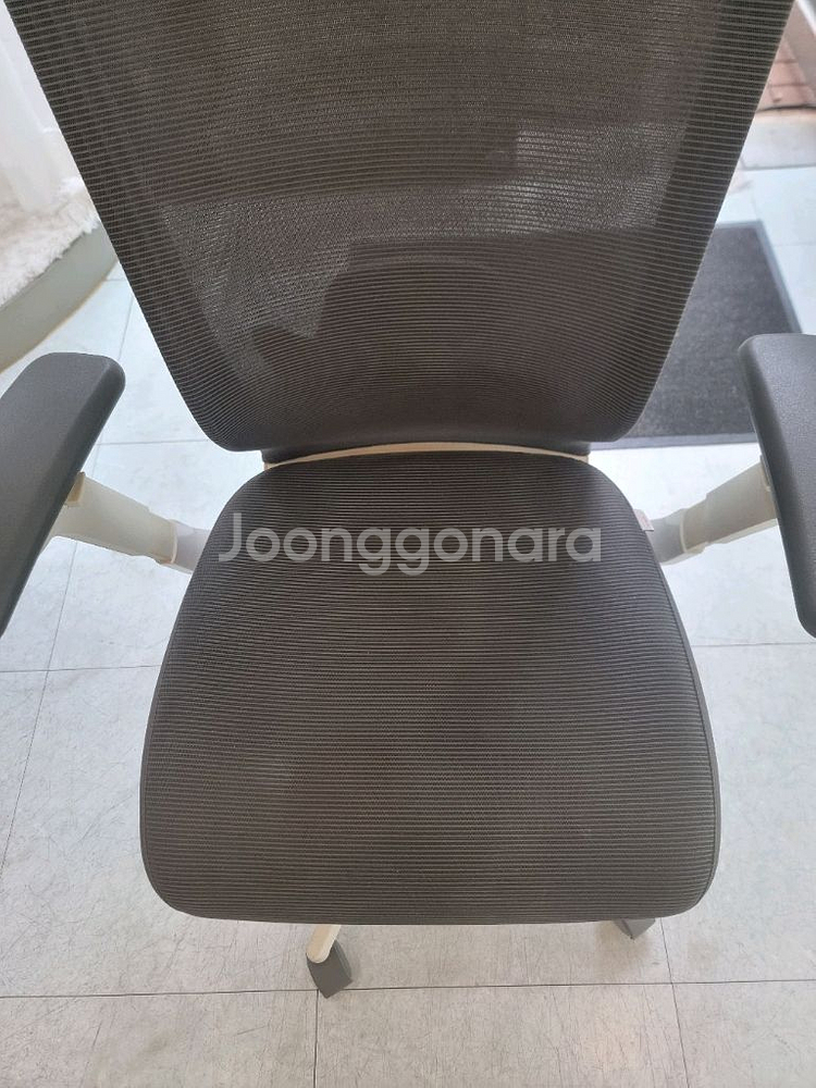 시디즈 T50 HLDA 의자입니다--2