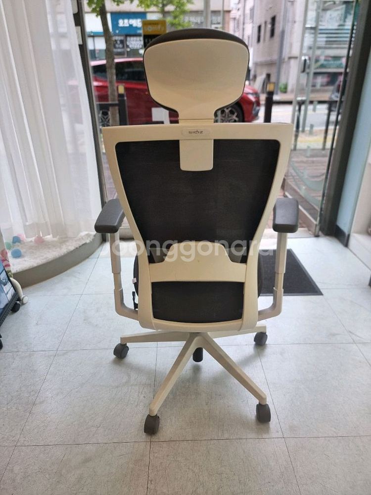 시디즈 T50 HLDA 의자입니다--3