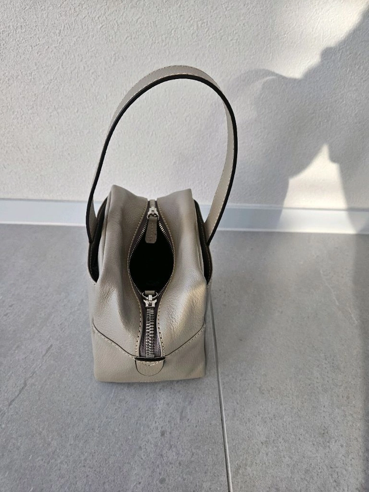 헤비츠 큐브백 이미지