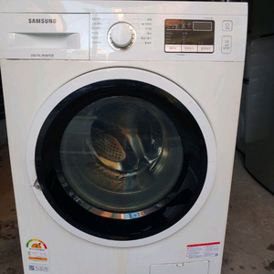 삼성 드럼세탁기 9kg ww90t3000kw 판매합니다. 2022년1월 제조입니다. 작동상태 이상없습니다.