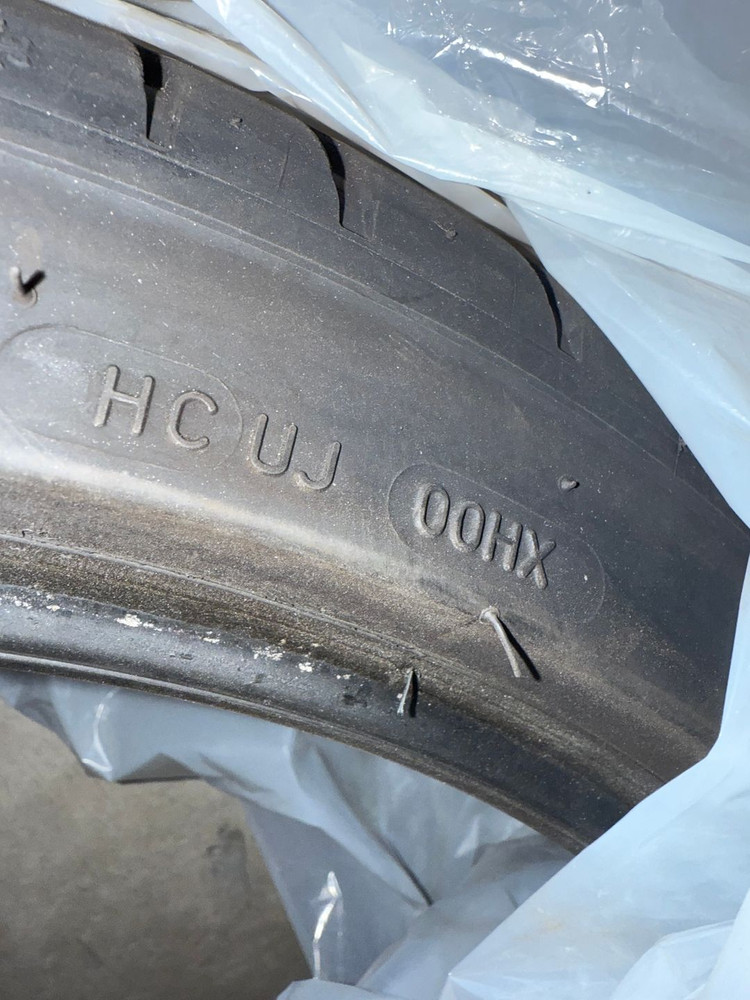 미쉐린 파일럿 스포츠4 썸머 225/40ZR19. (2ea /1조/프론트타이어) 이미지