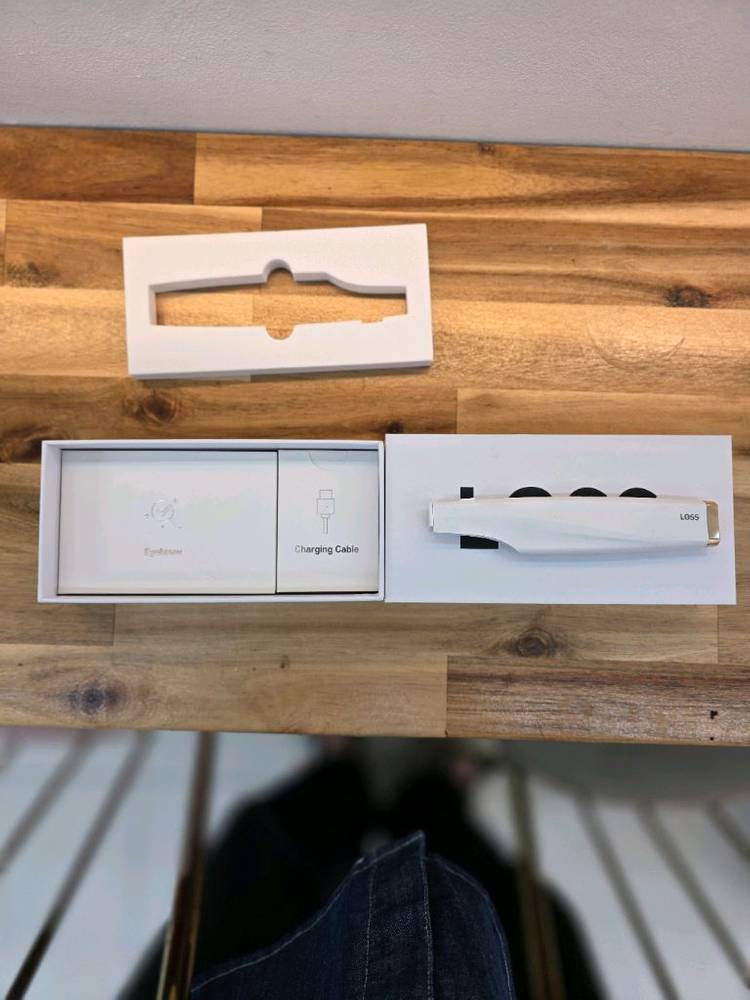 노러스 전동 눈썹정리기--5