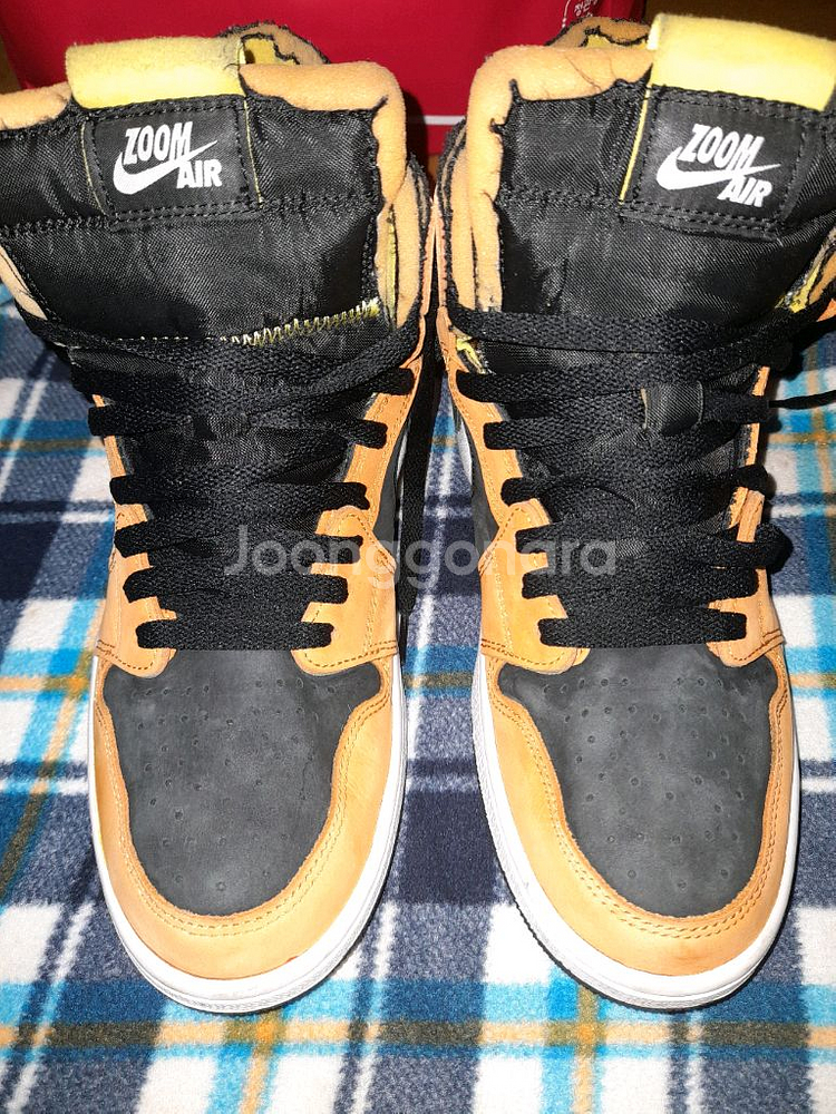 나이키 에어조던1 모나크-270--4